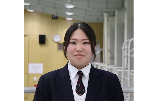市川 詩月さん顔写真